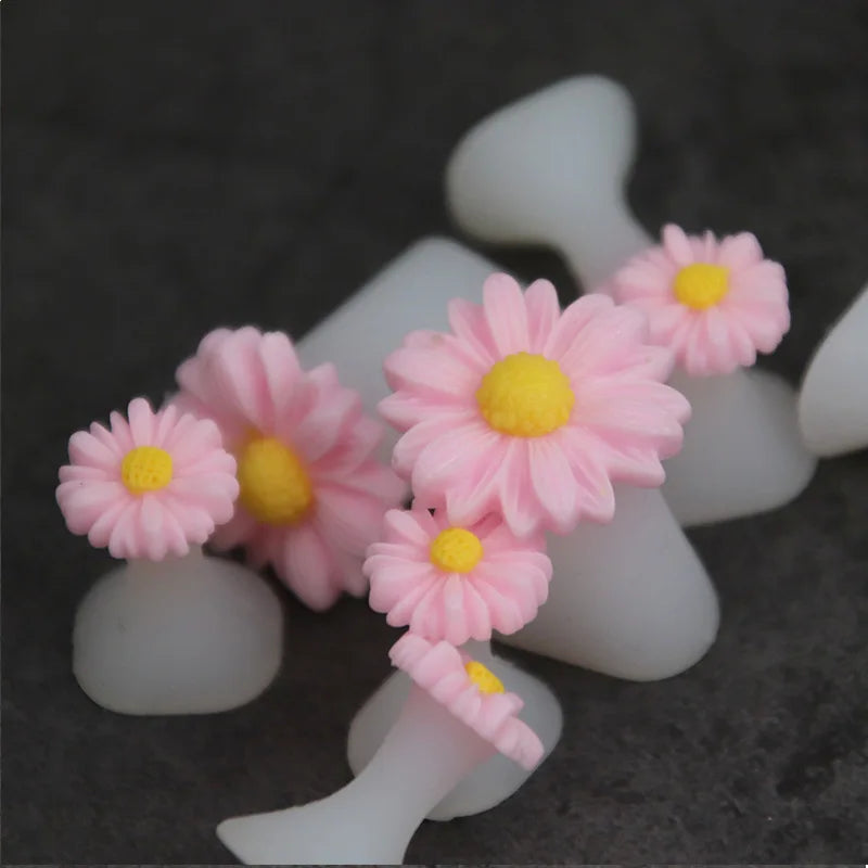 8pcs Daisy Silicone Toe Separator Foot Finger Divider Form Manicure Pedicure Care Nail Art Tool