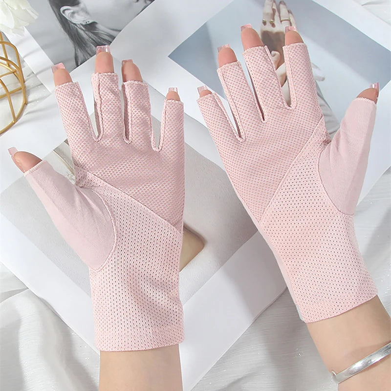 Anti-UV Fingerless Nail Gloves – UV Gel Shield for Manicure Protection